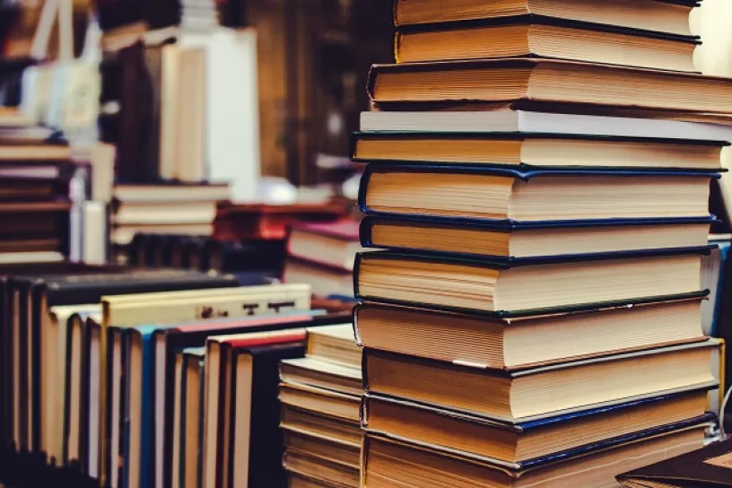 Bücherstapel