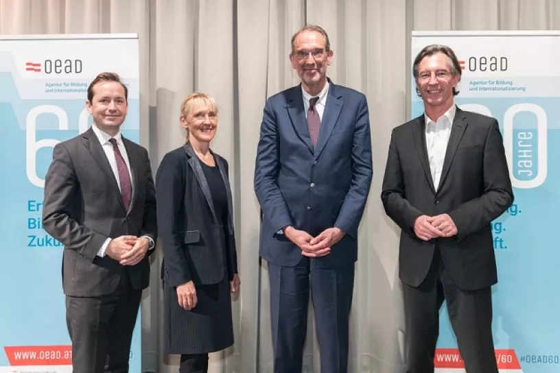 Heinz Faßmann und OeAD-VertreterInnen bei Feierlichkeit zum OeAD Jubiläum