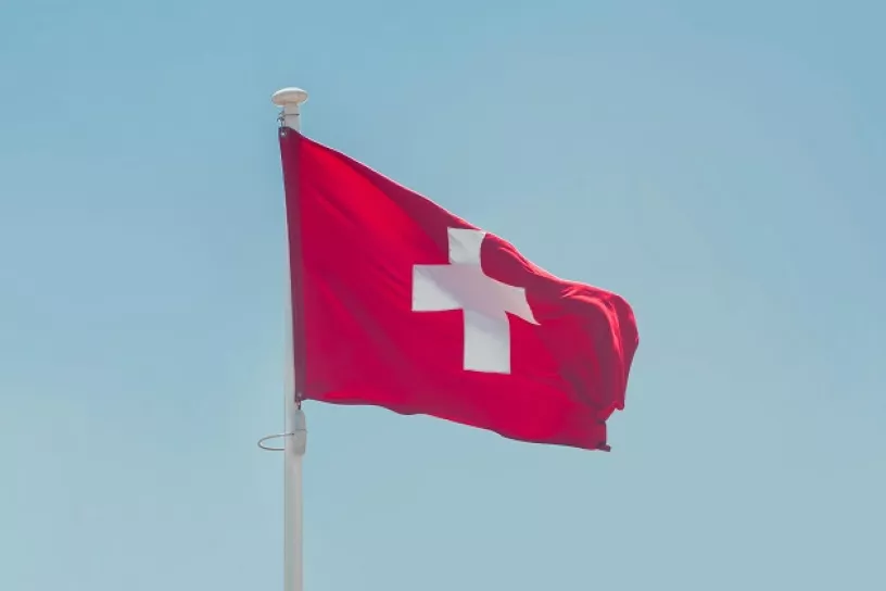 Wehende Schweizer Flagge