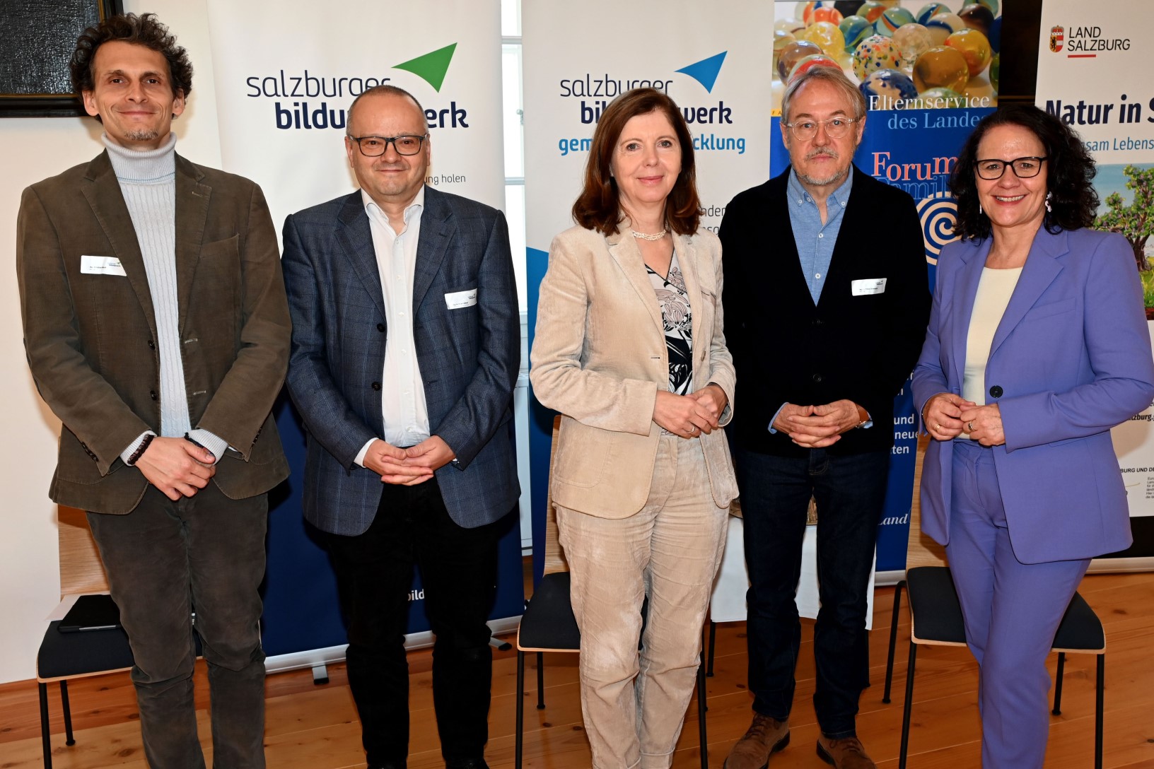 Vertreter*innen aus Medien, Politik und Wissenschaft